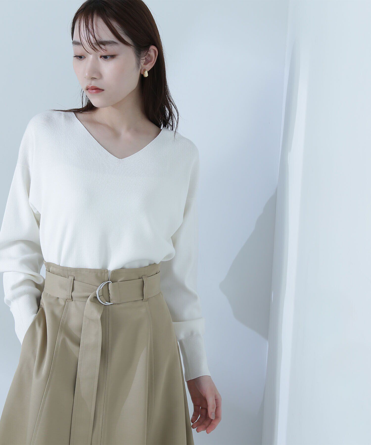  「総針ベーシックシリーズ Vネックニット」|ニット・セーター|オフ1