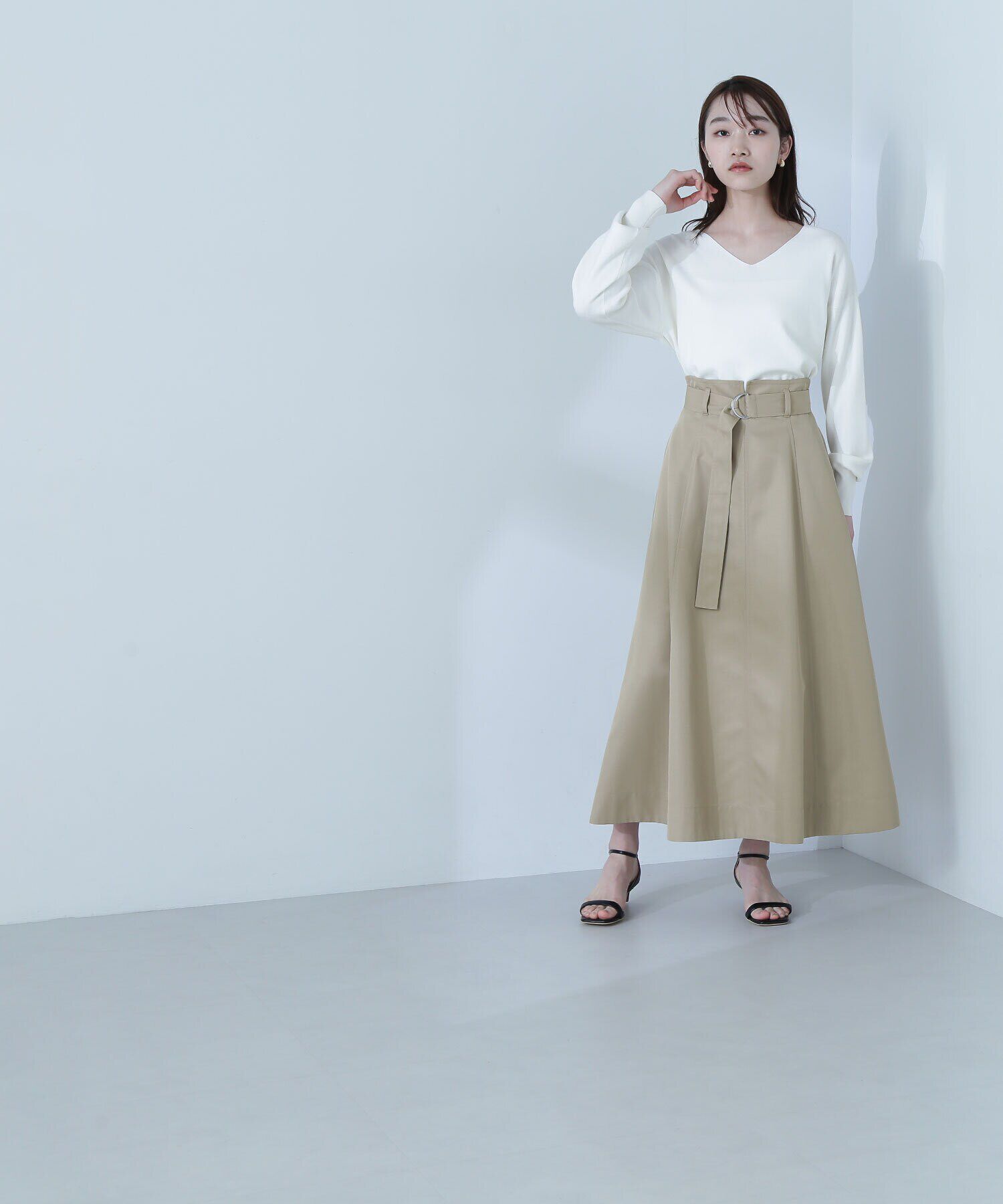  「総針ベーシックシリーズ Vネックニット」|ニット・セーター|