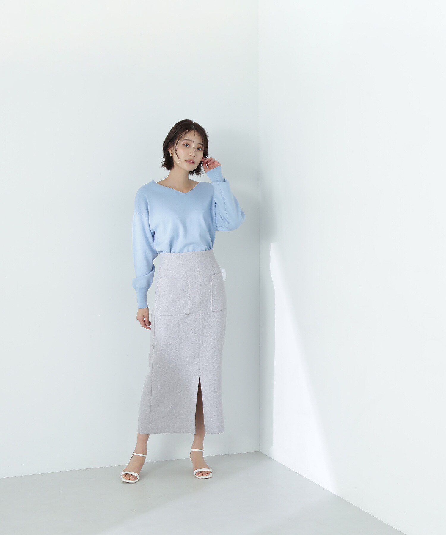  「総針ベーシックシリーズ Vネックニット」|ニット・セーター|