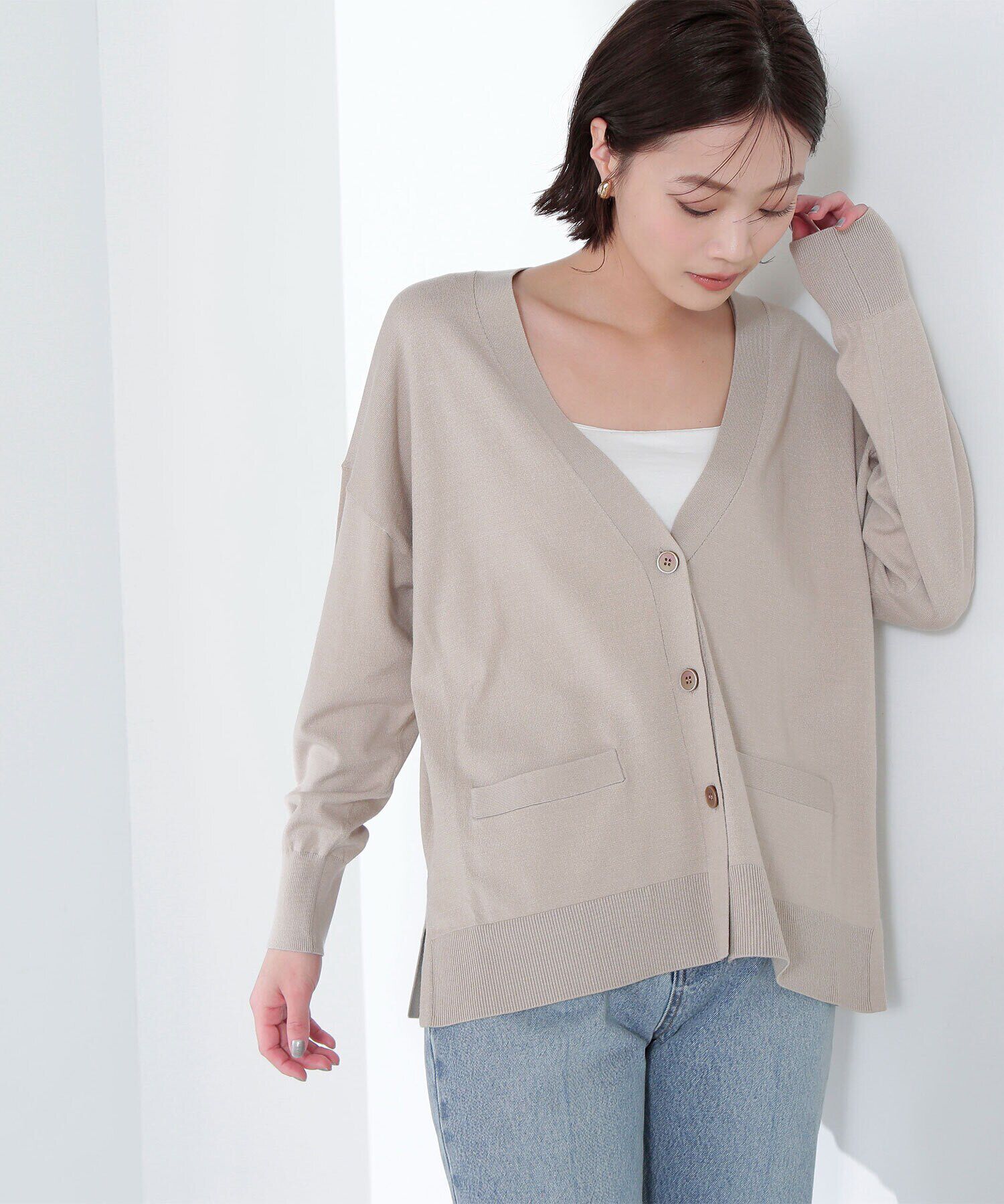  「ベーシックカーディガン Vネックニット」|ニット・セーター|ベージュ