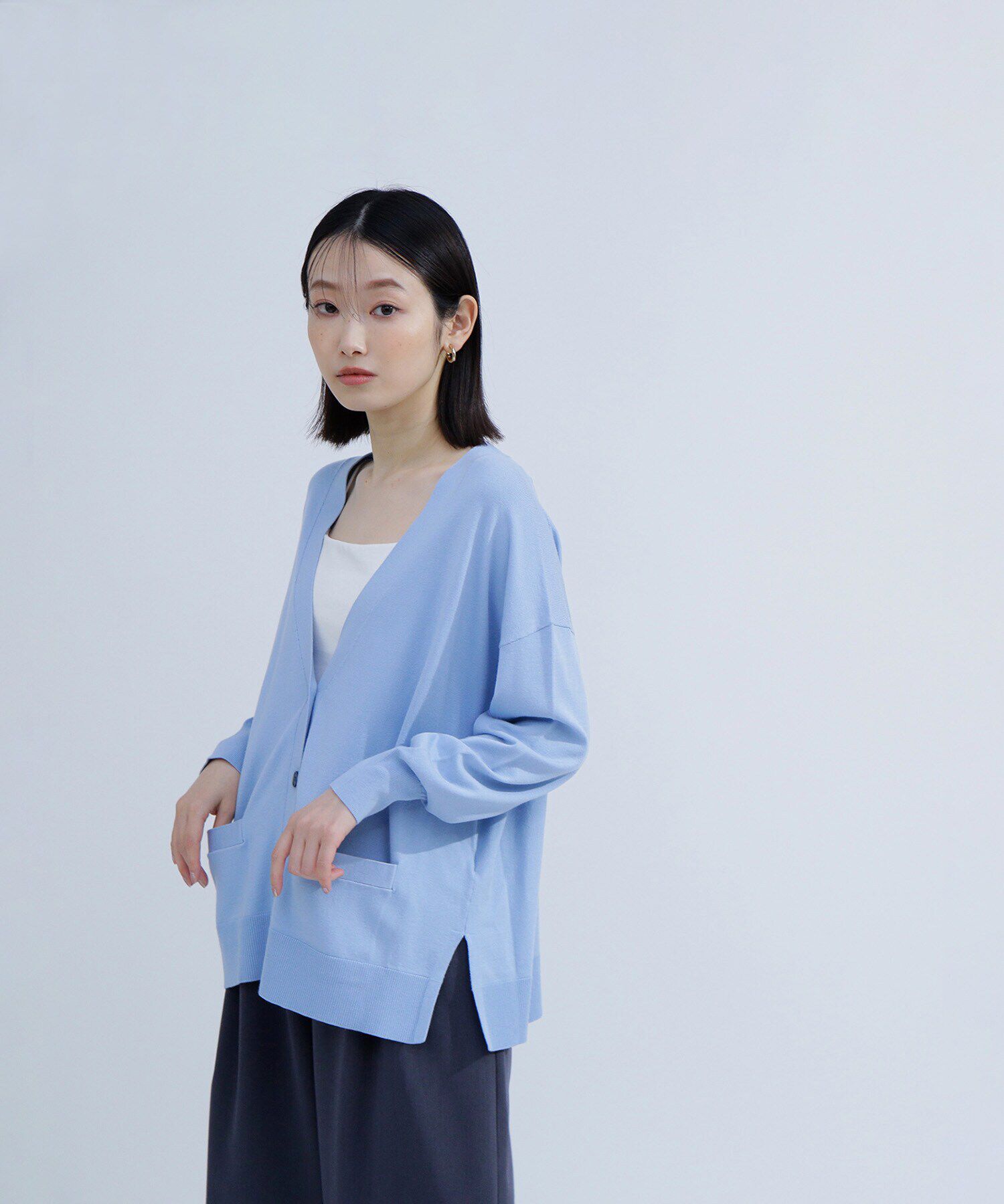  「ベーシックカーディガン Vネックニット」|ニット・セーター|エアリーブル