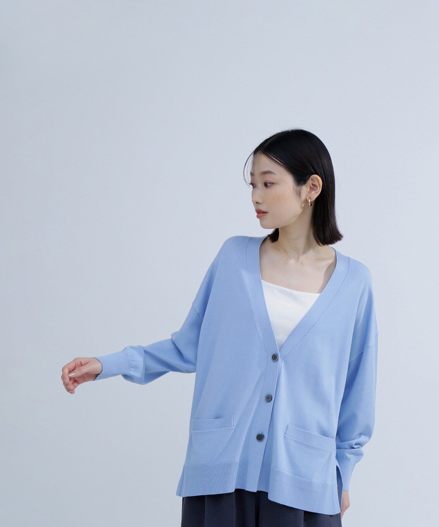  「ベーシックカーディガン Vネックニット」|ニット・セーター|