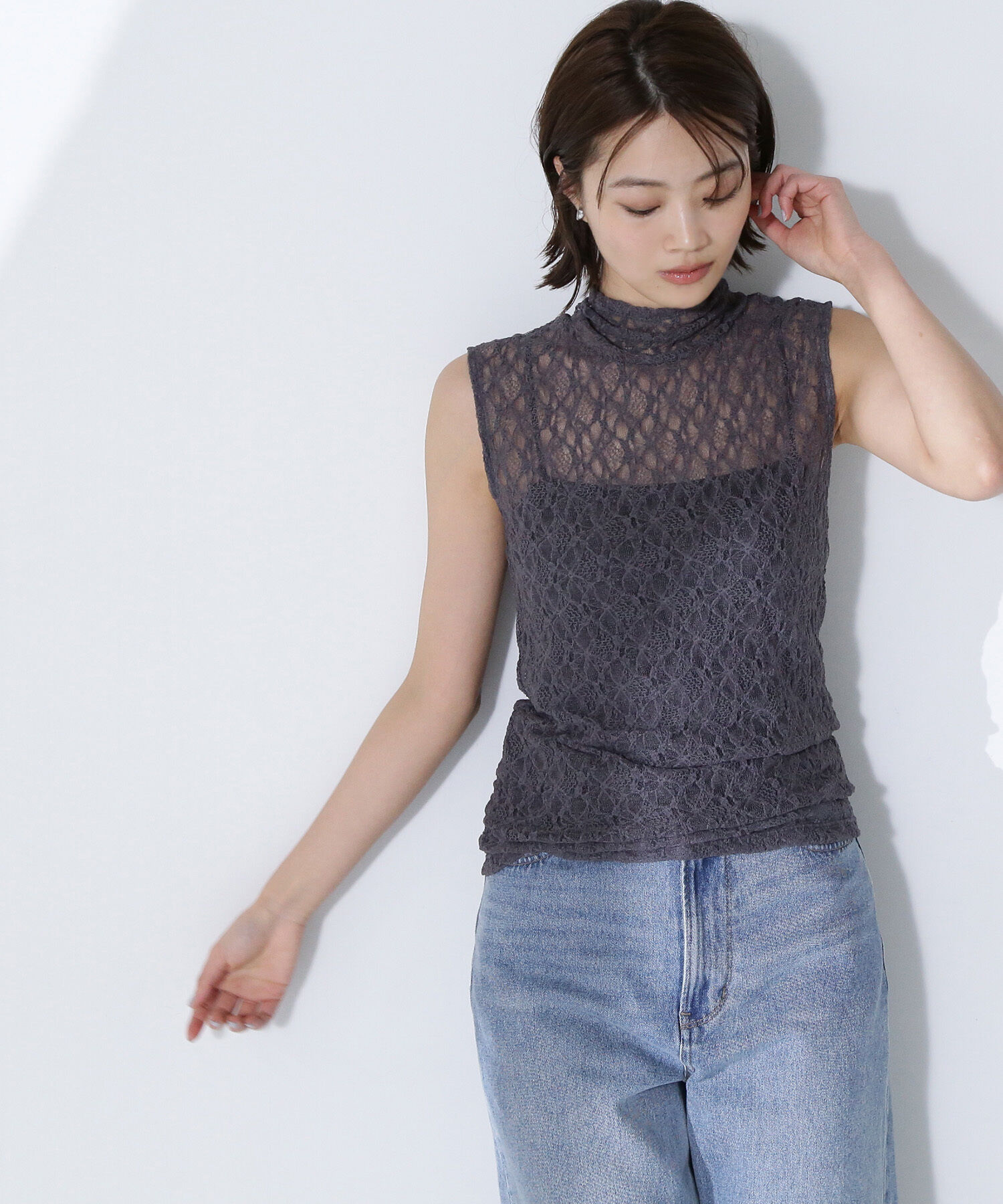  「ハイネックシアーレースノースリーブカットソー」|Tシャツ・カットソー|チャコール1