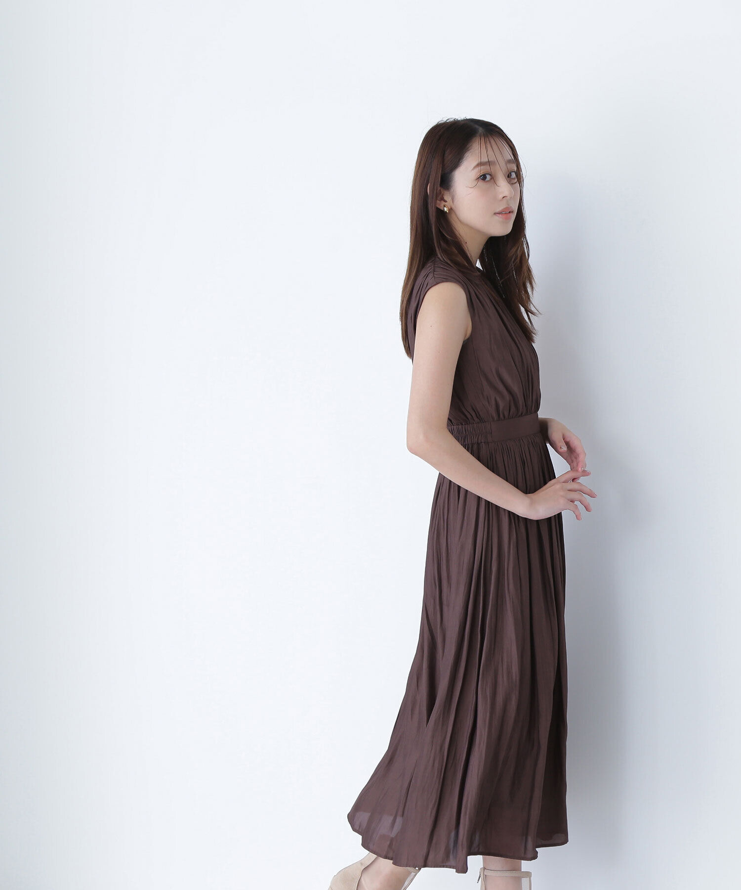  「割繊サテンギャザーワンピース」|ワンピース|