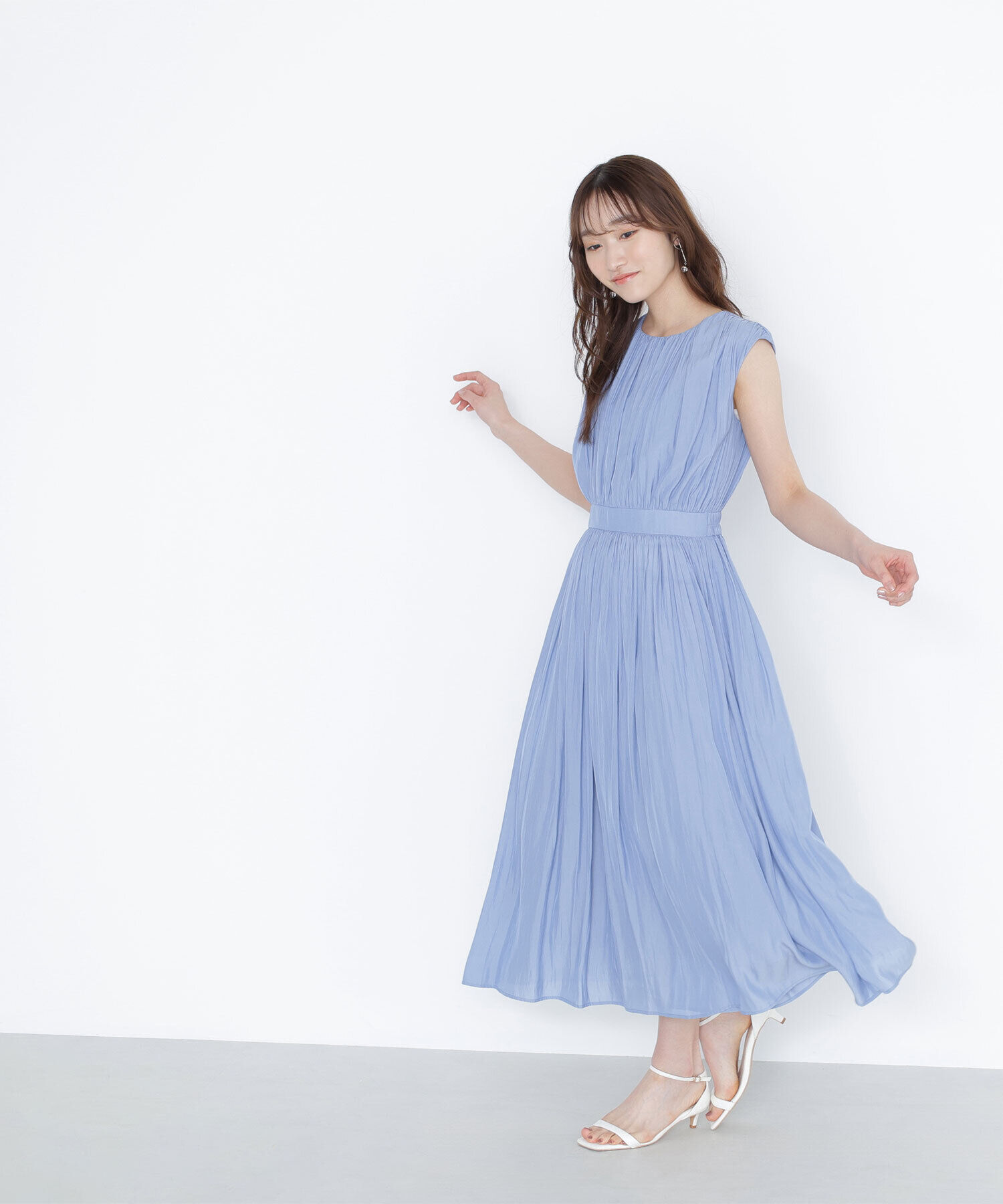  「割繊サテンギャザーワンピース」|ワンピース|