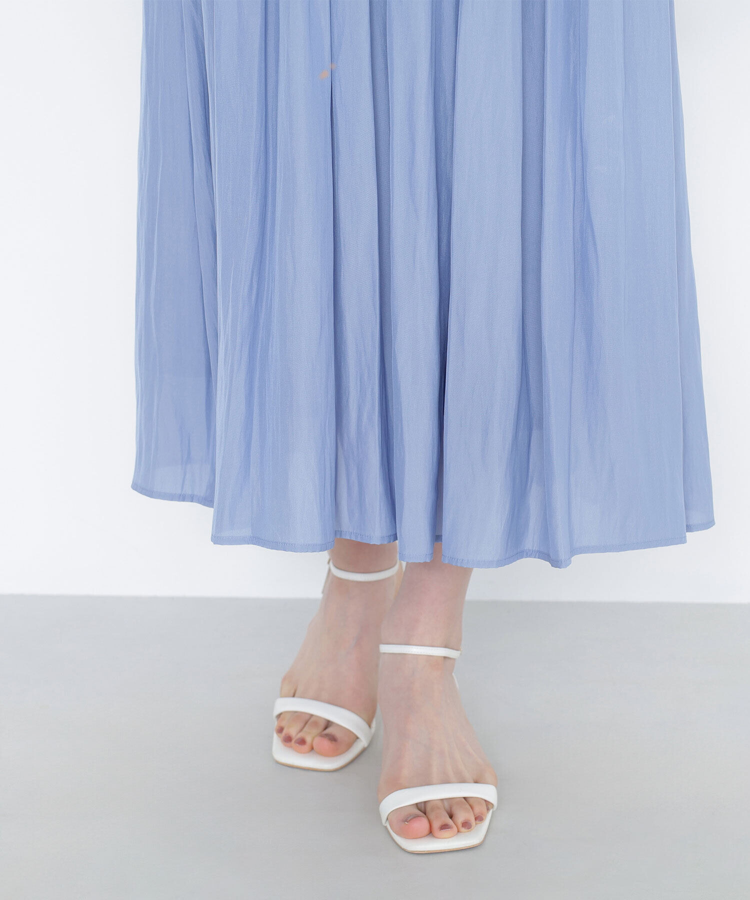  「割繊サテンギャザーワンピース」|ワンピース|