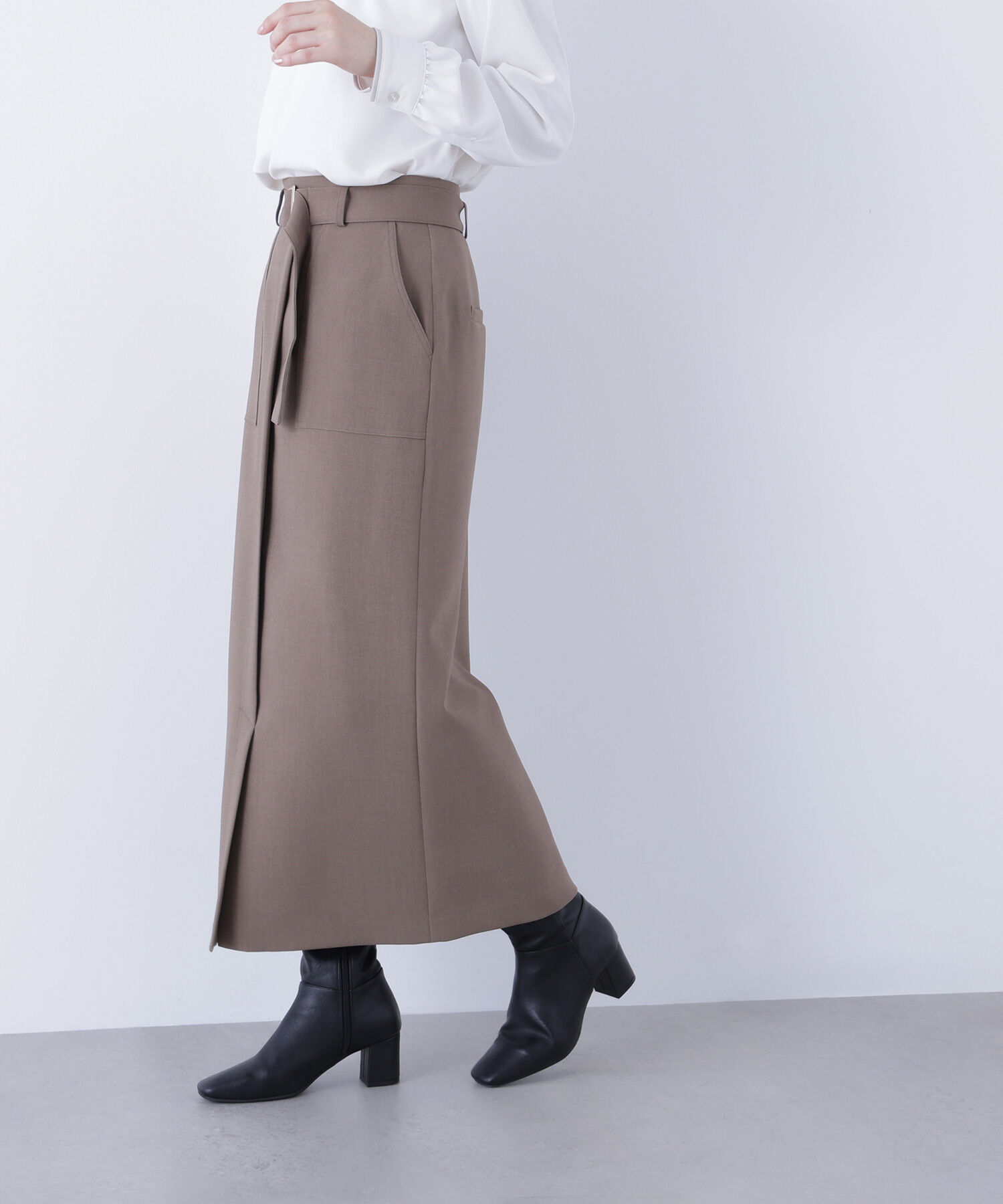  「ベルテッドアウトポケットナロースカート」|スカート|
