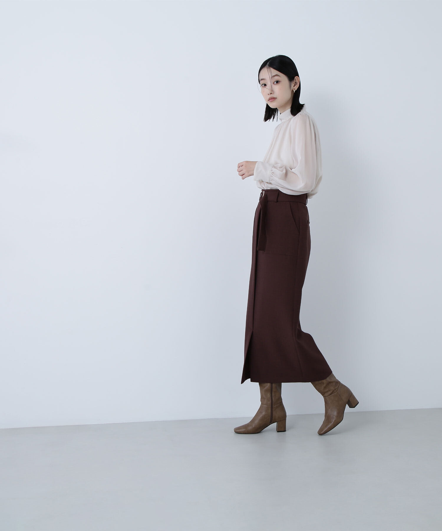  「ベルテッドアウトポケットナロースカート」|スカート|