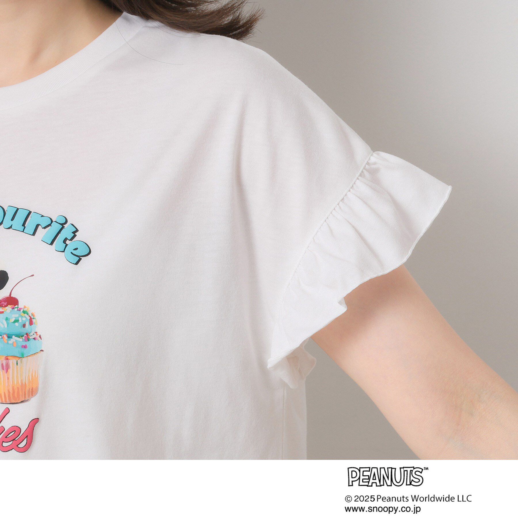 ITS&rsquo;DEMO「PEANUTS別注フリル袖Tシャツ」|Tシャツ・カットソー|