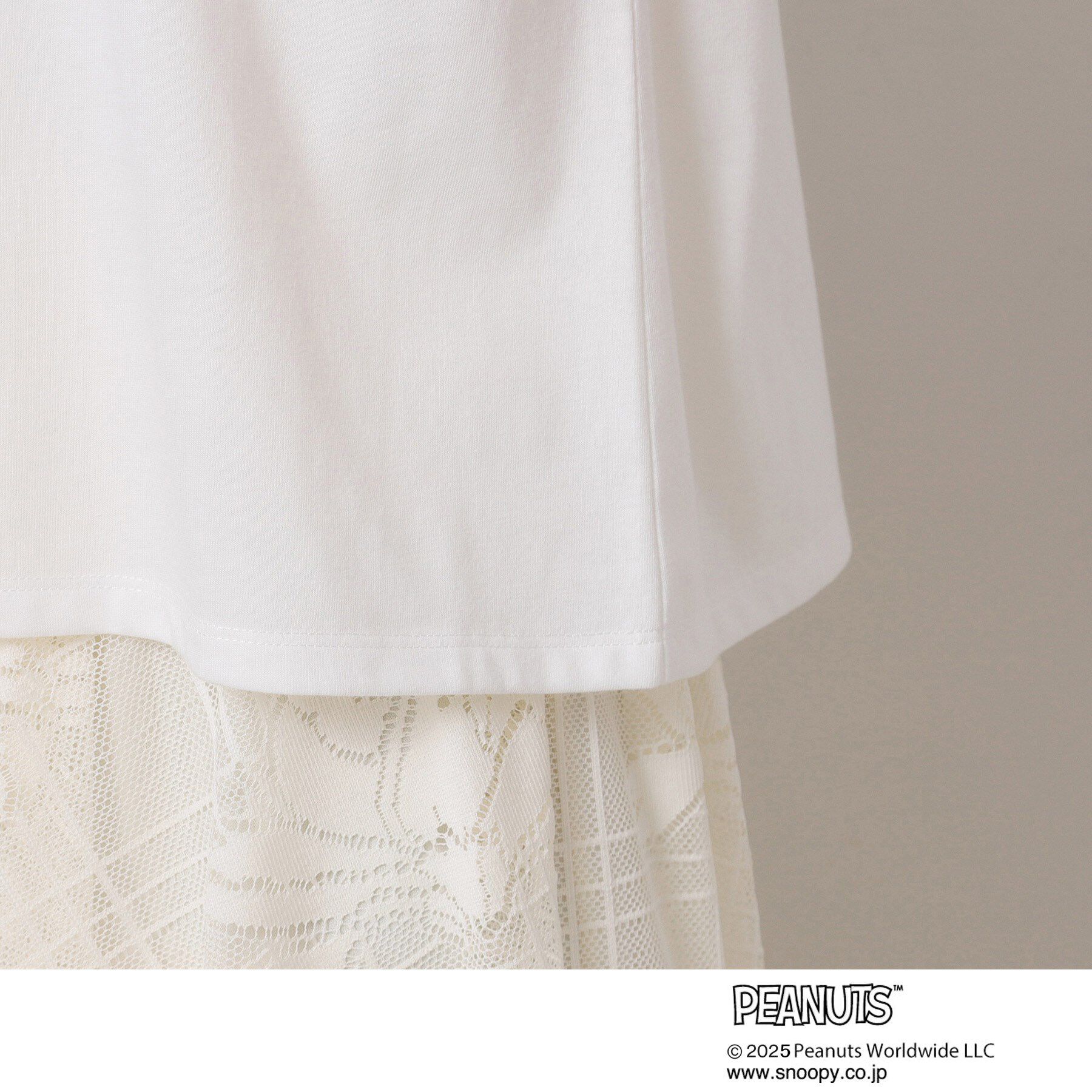 ITS&rsquo;DEMO「PEANUTS別注フリル袖Tシャツ」|Tシャツ・カットソー|