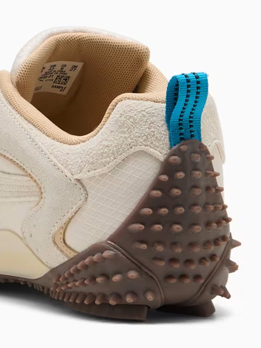 PUMA「【emmi&times;PUMA】Mostro XC」|スニーカー|