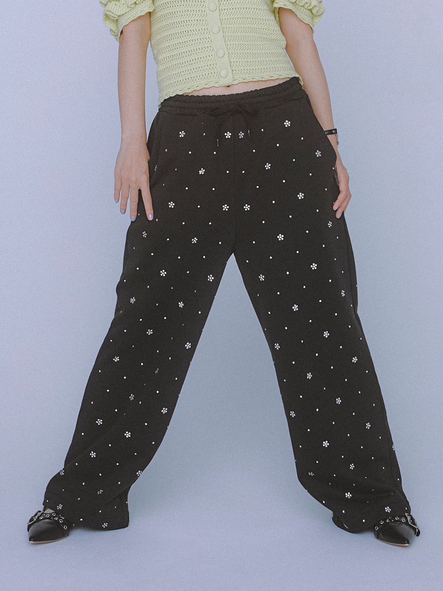 FURFUR「【限定カラー】ビジュー付きスウェットパンツ」|チノ|BLK