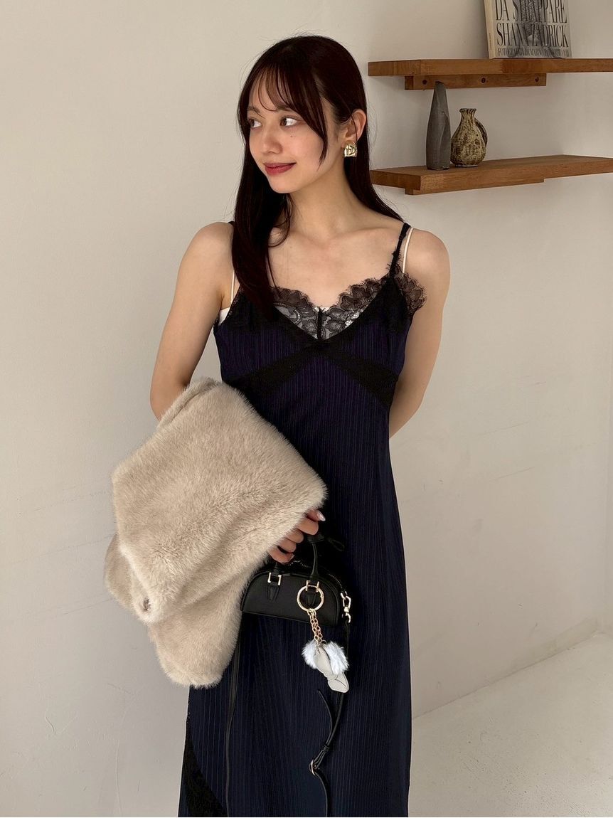 新品未使用　FRAY I.D レーストリムスリップワンピース　ネイビー レーストリムスリップワンピース（FRAY I.D）｜ルミネのファッション