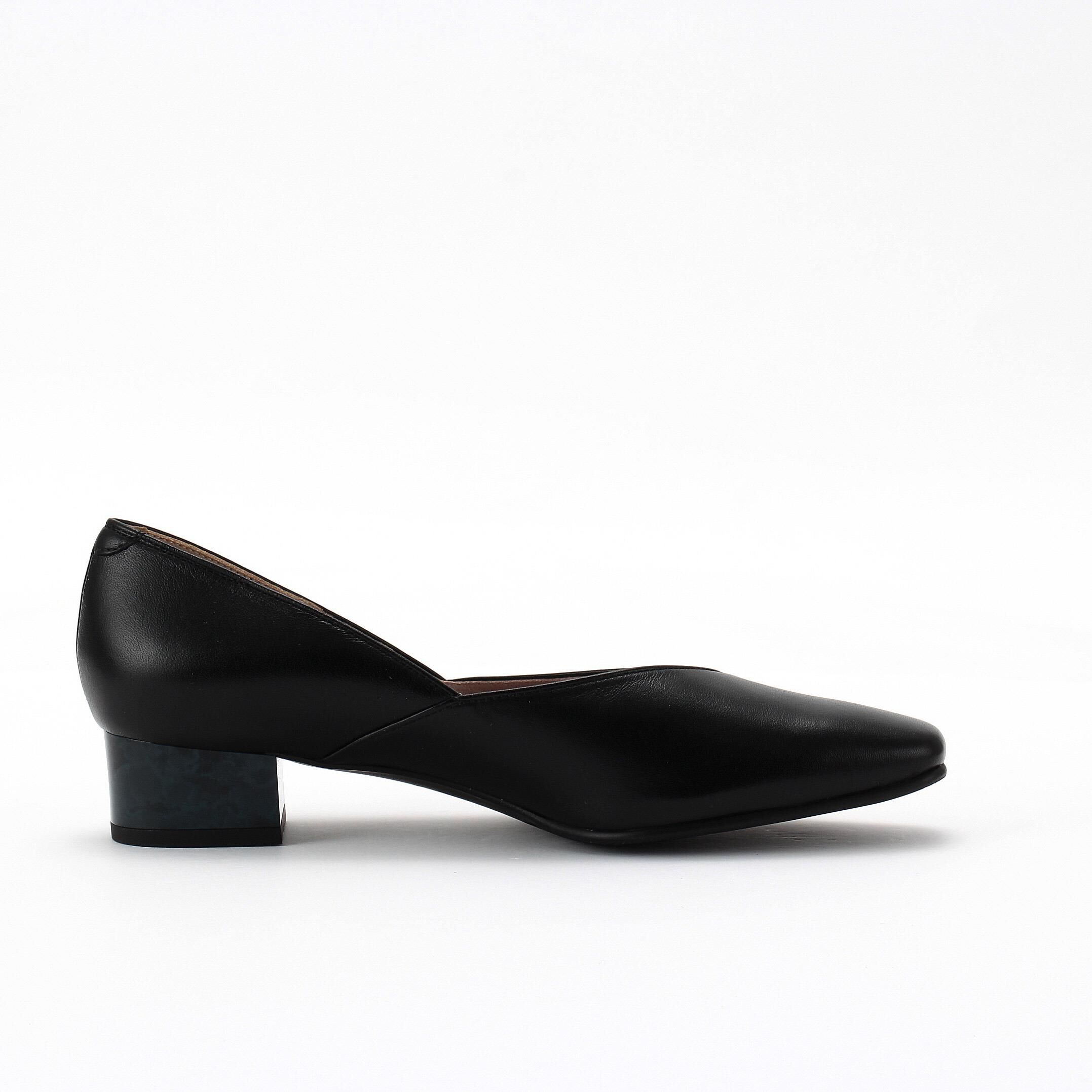 LSFC2630SHPBLK 【本革】【防水】アクアベルスクエアトゥパンプス