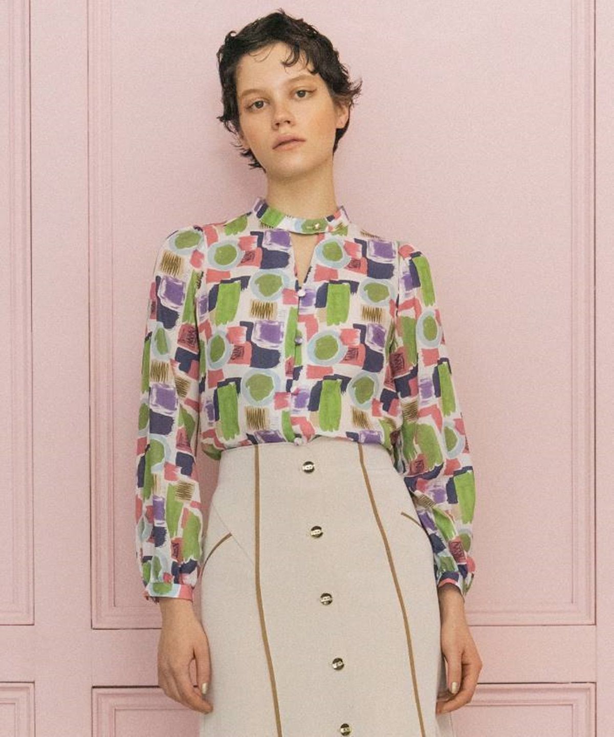 REDYAZEL「カラフルペイントデコルテあきブラウス」|シャツ・ブラウス|グリーン