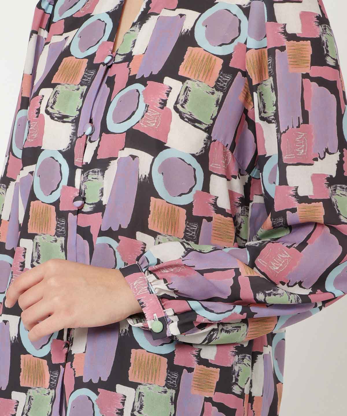 REDYAZEL「カラフルペイントデコルテあきブラウス」|シャツ・ブラウス|