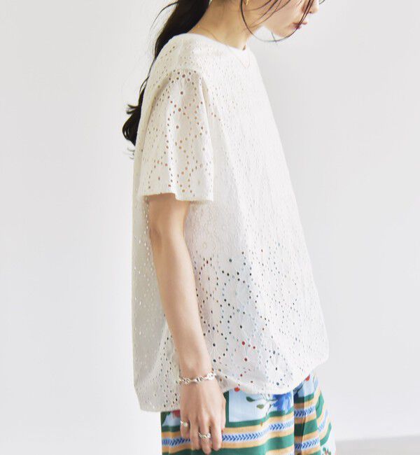 quaranciel「quaranciel:〈手洗い可能〉フラワー 刺繍 アイレット ハーフスリーブ プルオーバー」|シャツ・ブラウス|