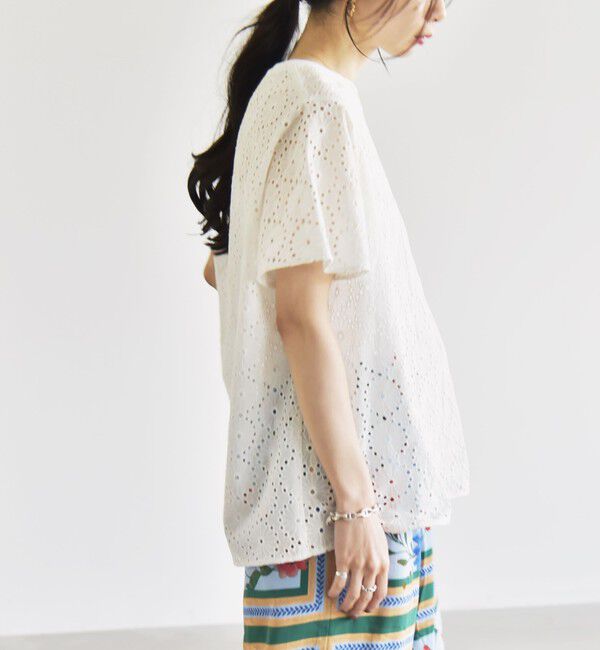 quaranciel「quaranciel:〈手洗い可能〉フラワー 刺繍 アイレット ハーフスリーブ プルオーバー」|シャツ・ブラウス|