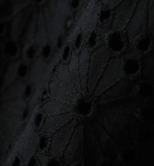 quaranciel「quaranciel:〈手洗い可能〉フラワー 刺繍 アイレット ハーフスリーブ プルオーバー」|シャツ・ブラウス|