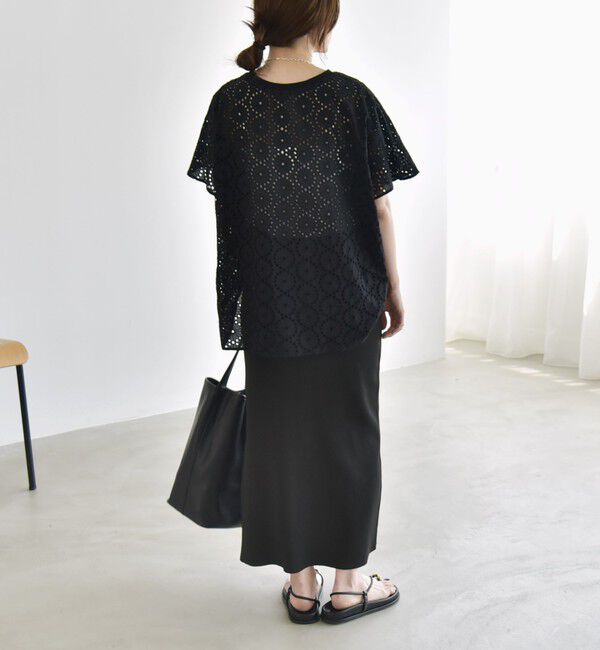 quaranciel「quaranciel:〈手洗い可能〉フラワー 刺繍 アイレット ハーフスリーブ プルオーバー」|シャツ・ブラウス|