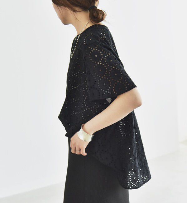 quaranciel「quaranciel:〈手洗い可能〉フラワー 刺繍 アイレット ハーフスリーブ プルオーバー」|シャツ・ブラウス|