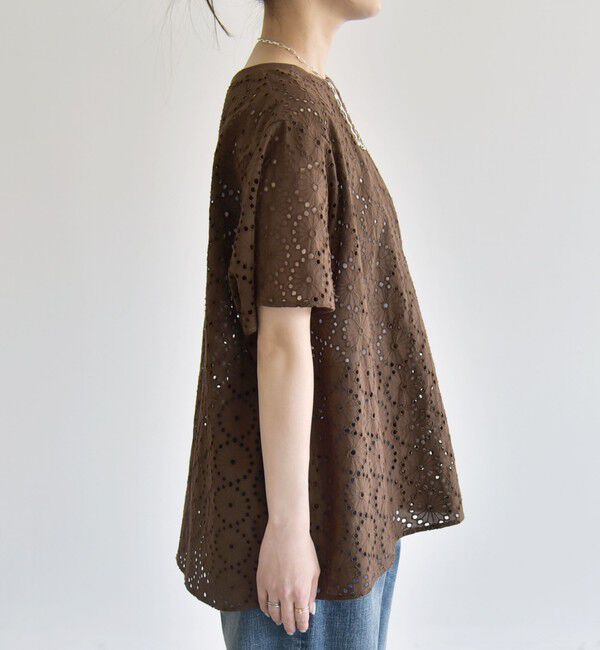 quaranciel「quaranciel:〈手洗い可能〉フラワー 刺繍 アイレット ハーフスリーブ プルオーバー」|シャツ・ブラウス|