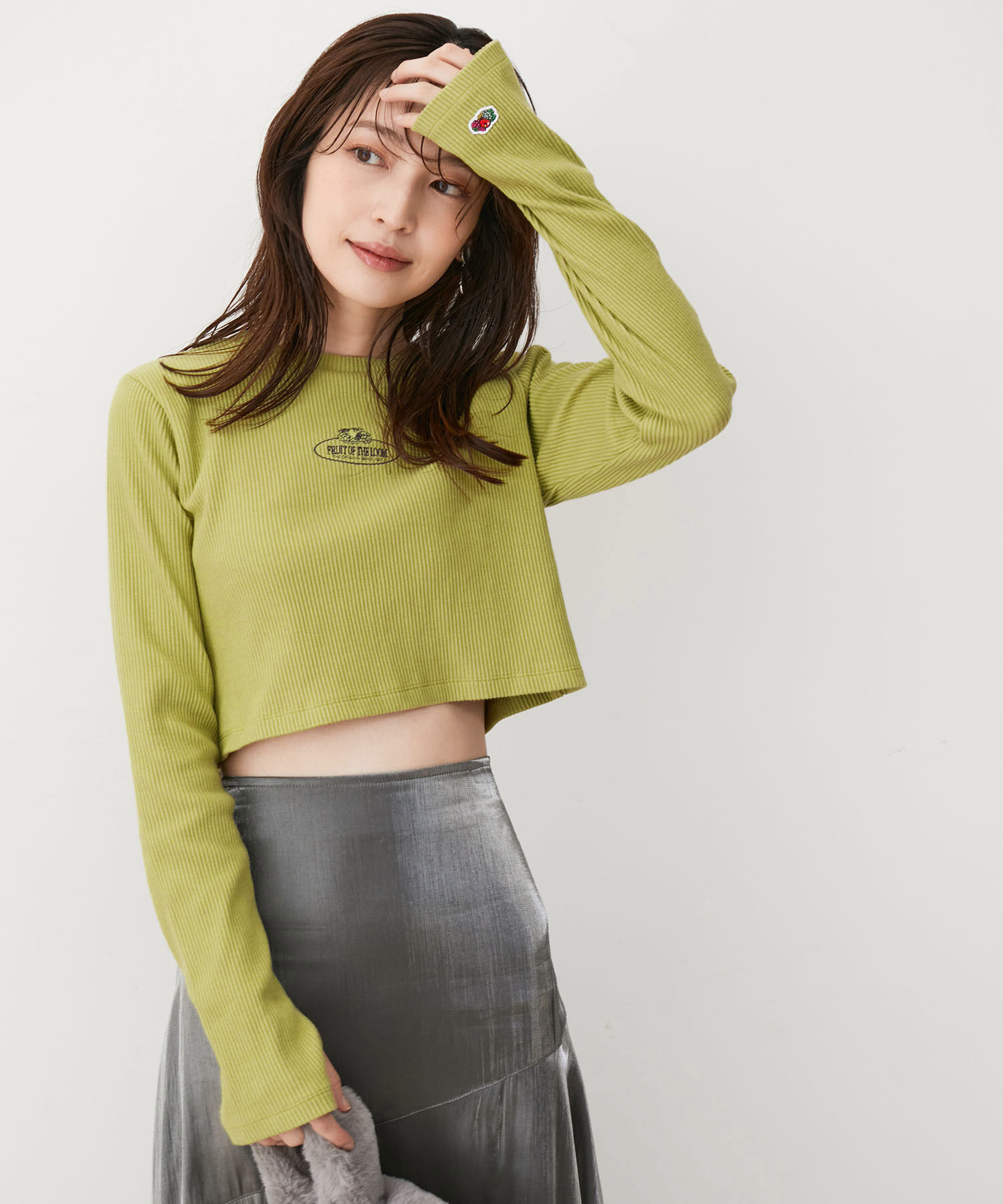 VIS「【FRUIT OF THE LOOM別注】テレコロゴ短丈ロングTシャツ【洗える】」|Tシャツ・カットソー|