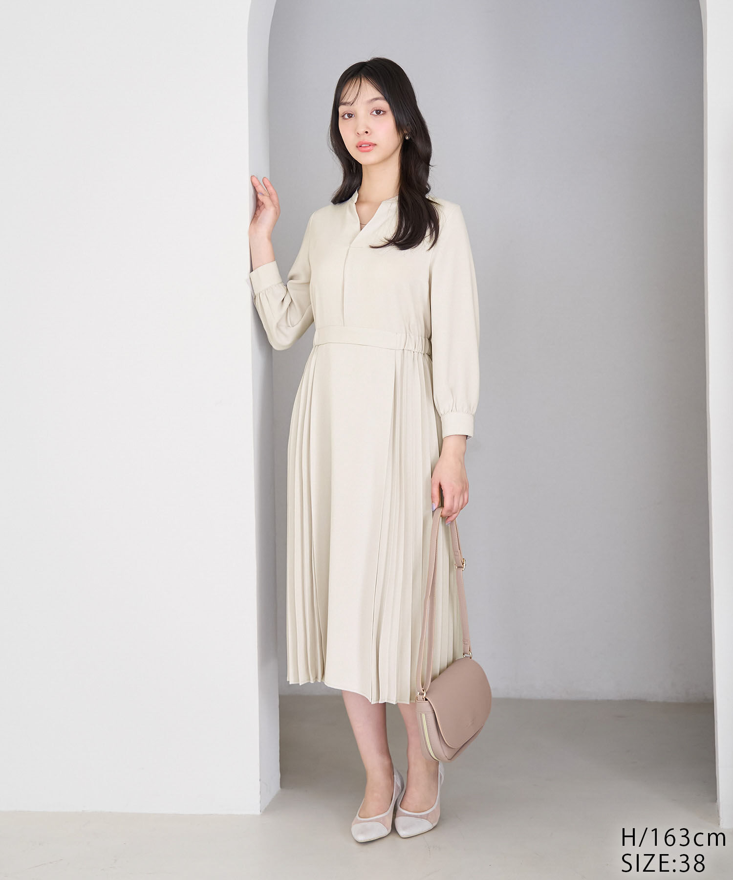 Rope&rsquo;Picnic「小柄さん向け/サイドプリーツキーネックワンピース」|ワンピース|