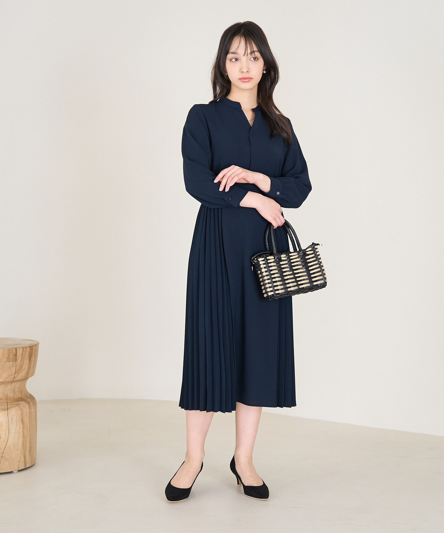 Rope&rsquo;Picnic「小柄さん向け/サイドプリーツキーネックワンピース」|ワンピース|