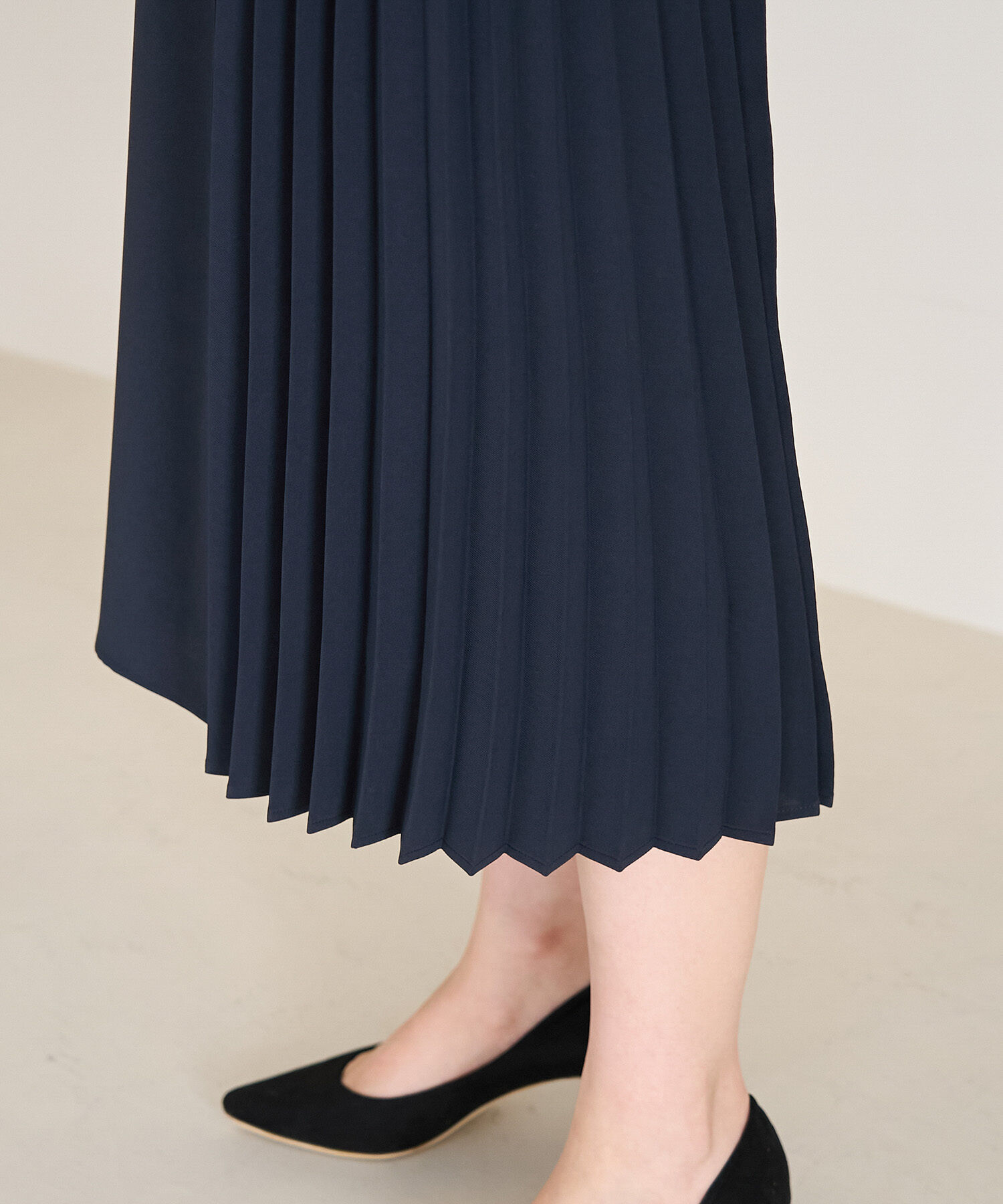 Rope&rsquo;Picnic「小柄さん向け/サイドプリーツキーネックワンピース」|ワンピース|