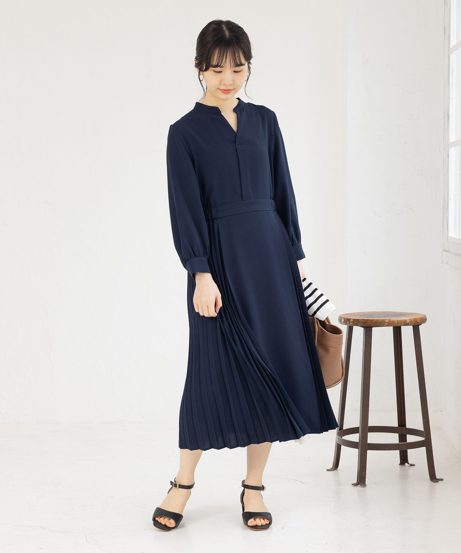 Rope&rsquo;Picnic「小柄さん向け/サイドプリーツキーネックワンピース」|ワンピース|