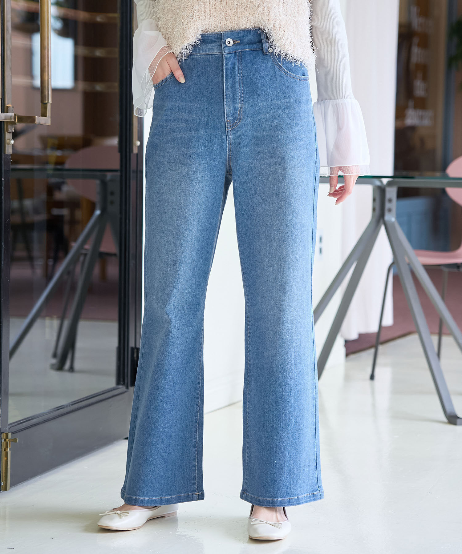 Rope&rsquo;Picnic「【ウエスト革命デニム】ウエストシェイプフレアデニムパンツ/新色追加」|デニム|