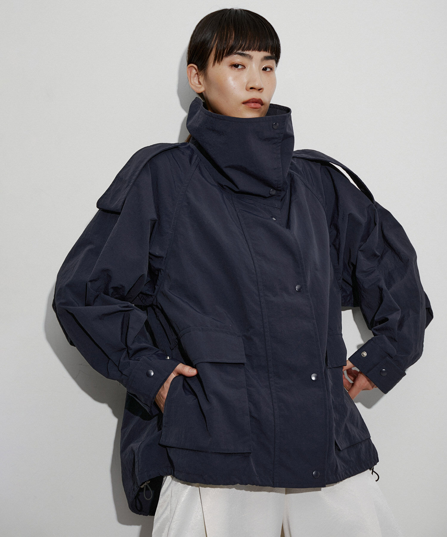 ADAM ET ROPE'「【サステナブル】スタンドカラーブルゾン」|ブルゾン・スタジャン|