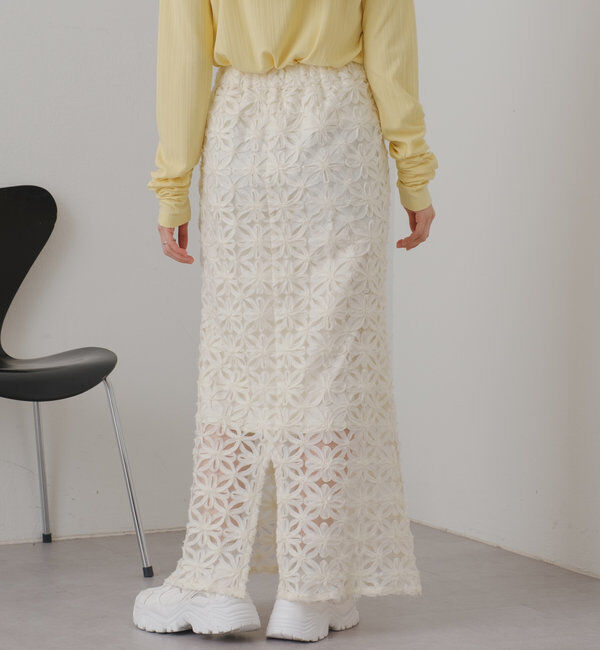  「【WEB限定/ウエストゴム/ペチコート付き】フラワーシアースカート」|スカート|