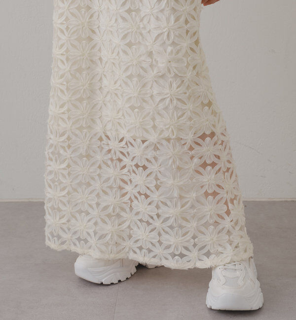  「【WEB限定/ウエストゴム/ペチコート付き】フラワーシアースカート」|スカート|