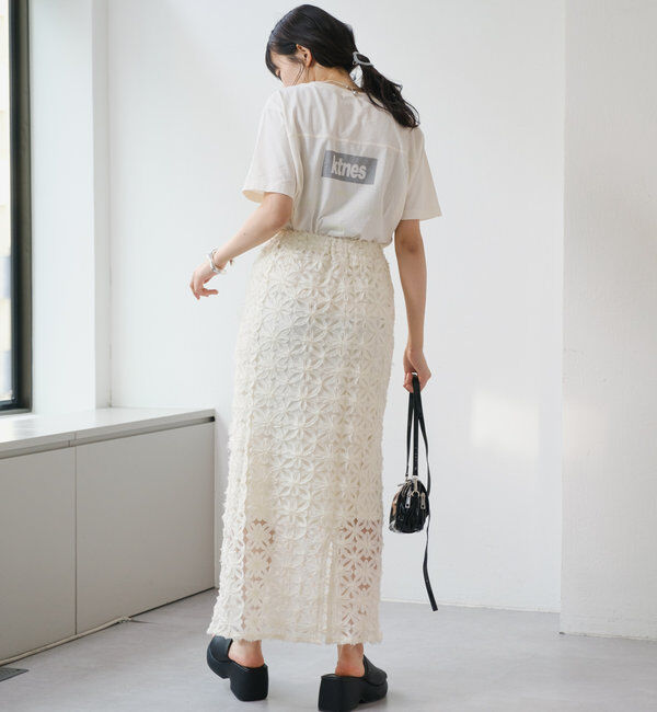  「【WEB限定/ウエストゴム/ペチコート付き】フラワーシアースカート」|スカート|