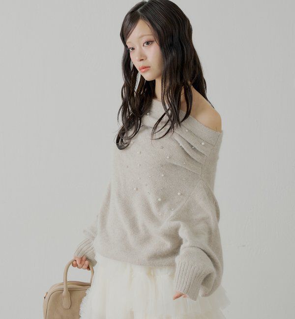  「ビジュー付きアンゴラオフショルニット」|ニット・セーター|