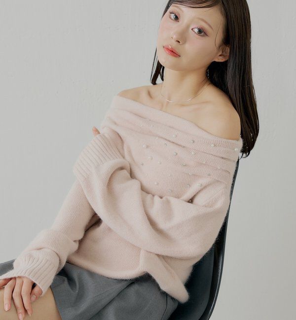  「ビジュー付きアンゴラオフショルニット」|ニット・セーター|