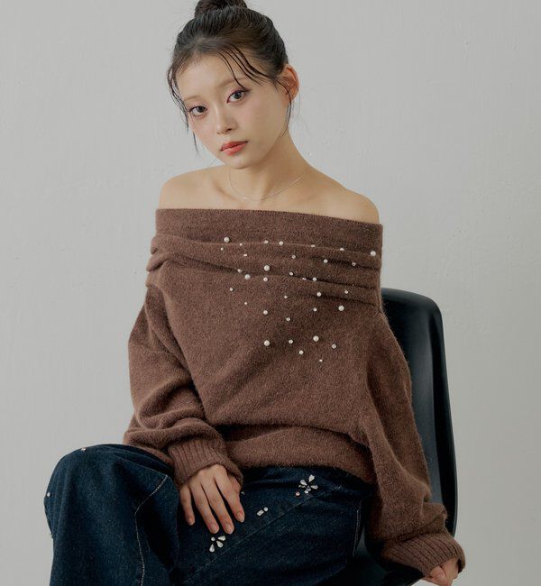  「ビジュー付きアンゴラオフショルニット」|ニット・セーター|