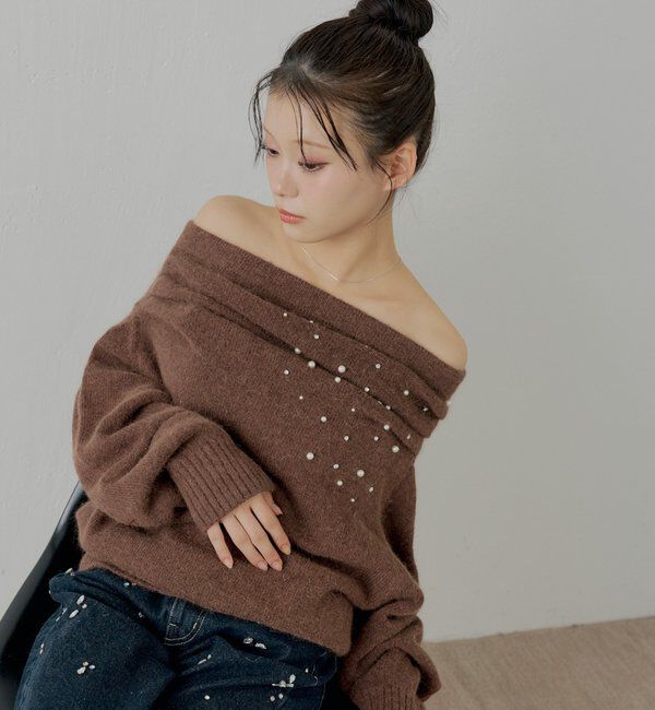  「ビジュー付きアンゴラオフショルニット」|ニット・セーター|