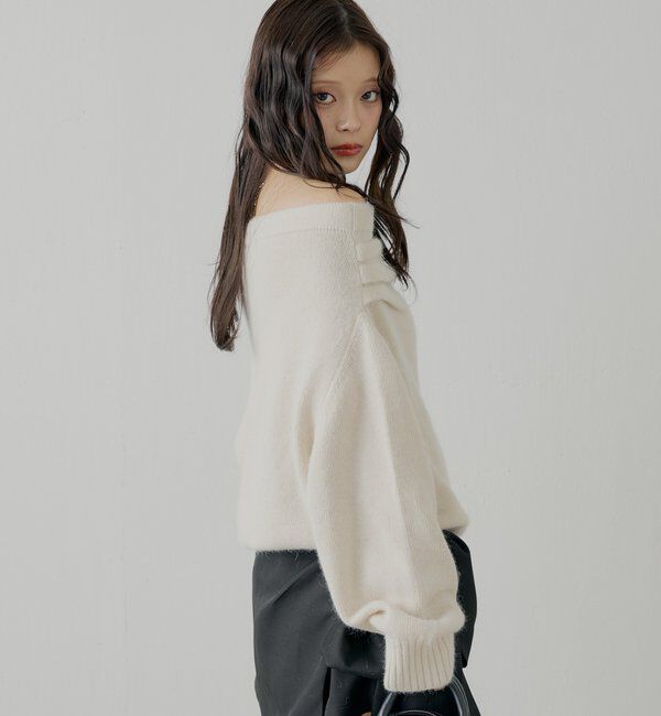  「ビジュー付きアンゴラオフショルニット」|ニット・セーター|