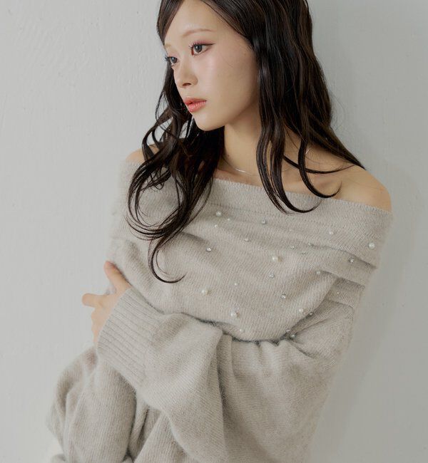  「ビジュー付きアンゴラオフショルニット」|ニット・セーター|ベージュ