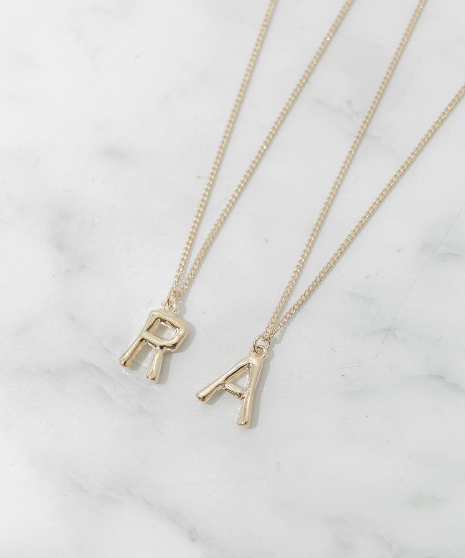 SMELLY「イニシャルワントップネックレス」|ネックレス|