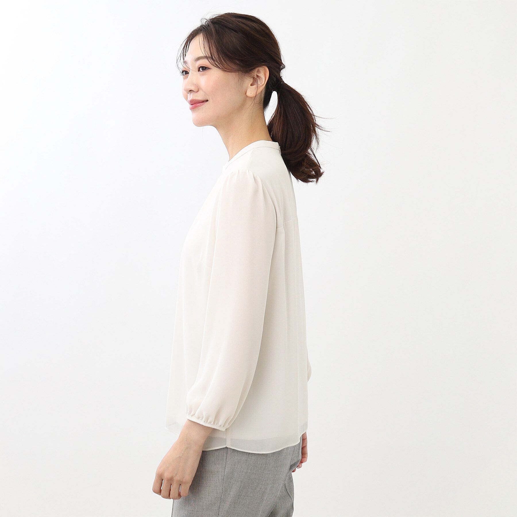 Reflect「【ジャケットのインナーにおすすめ】フロントディティールブラウス」|シャツ・ブラウス|