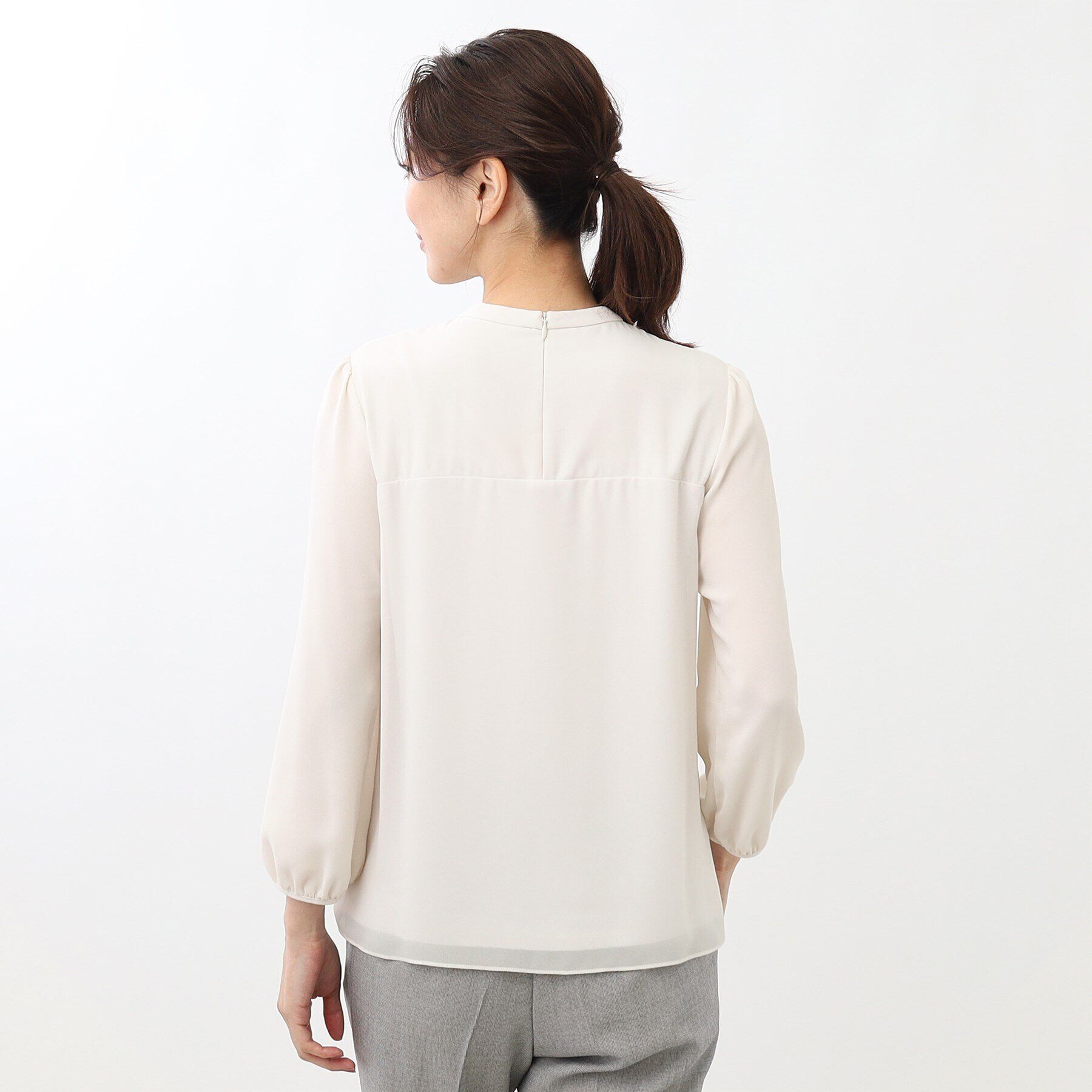 Reflect「【ジャケットのインナーにおすすめ】フロントディティールブラウス」|シャツ・ブラウス|