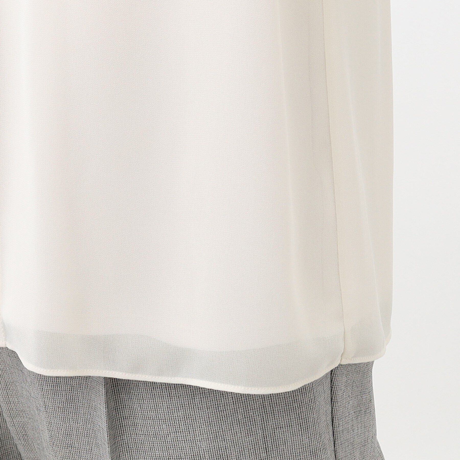 Reflect「【ジャケットのインナーにおすすめ】フロントディティールブラウス」|シャツ・ブラウス|