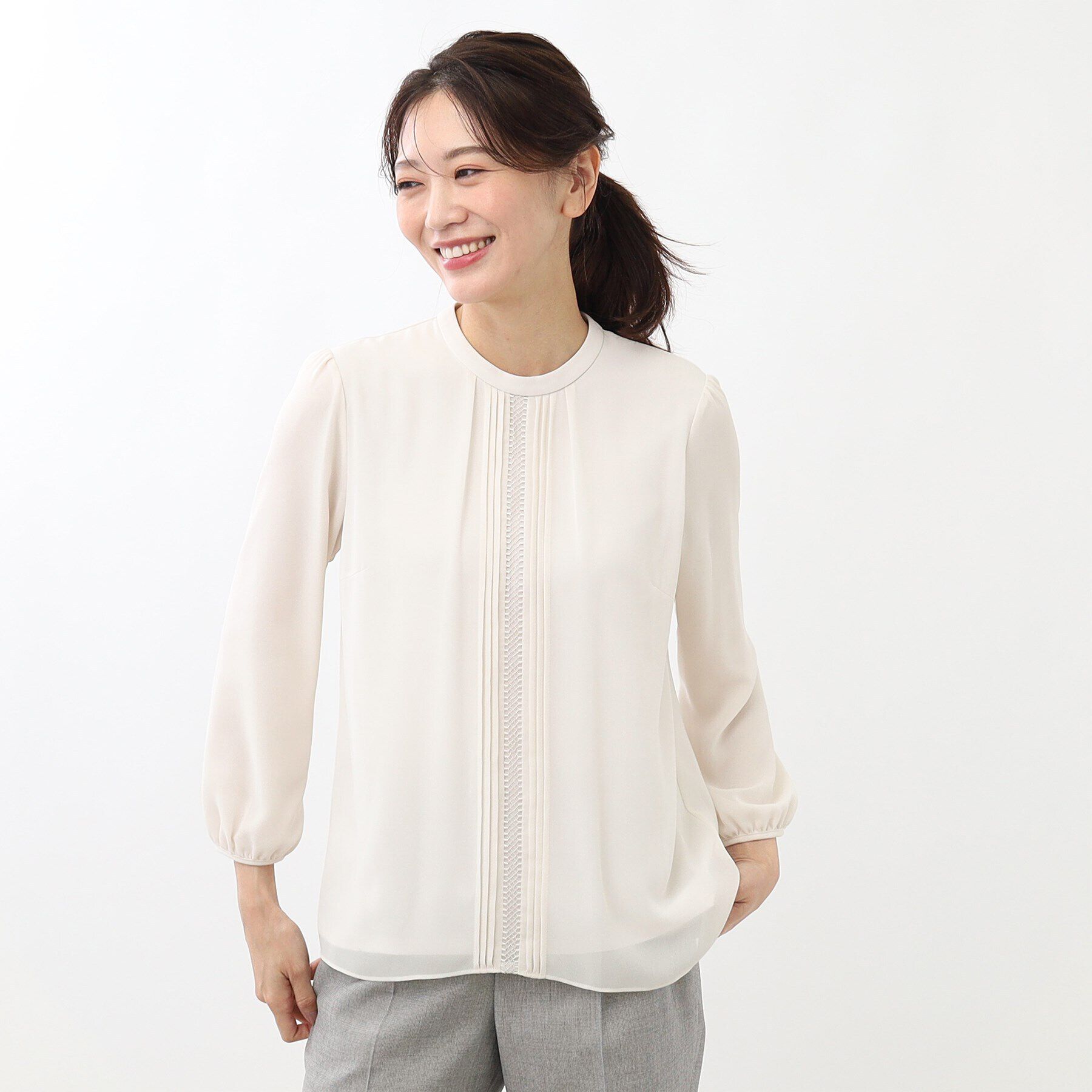 Reflect「【ジャケットのインナーにおすすめ】フロントディティールブラウス」|シャツ・ブラウス|