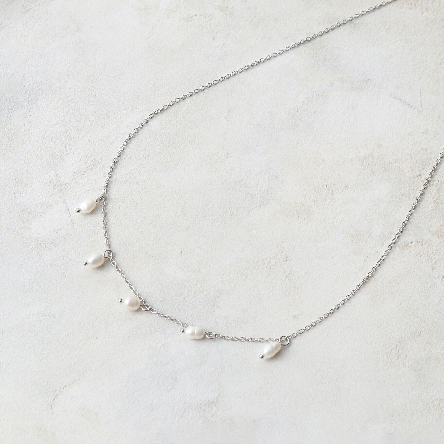 grove「バロックパールショートネックレス」|ネックレス|シルバー(006)