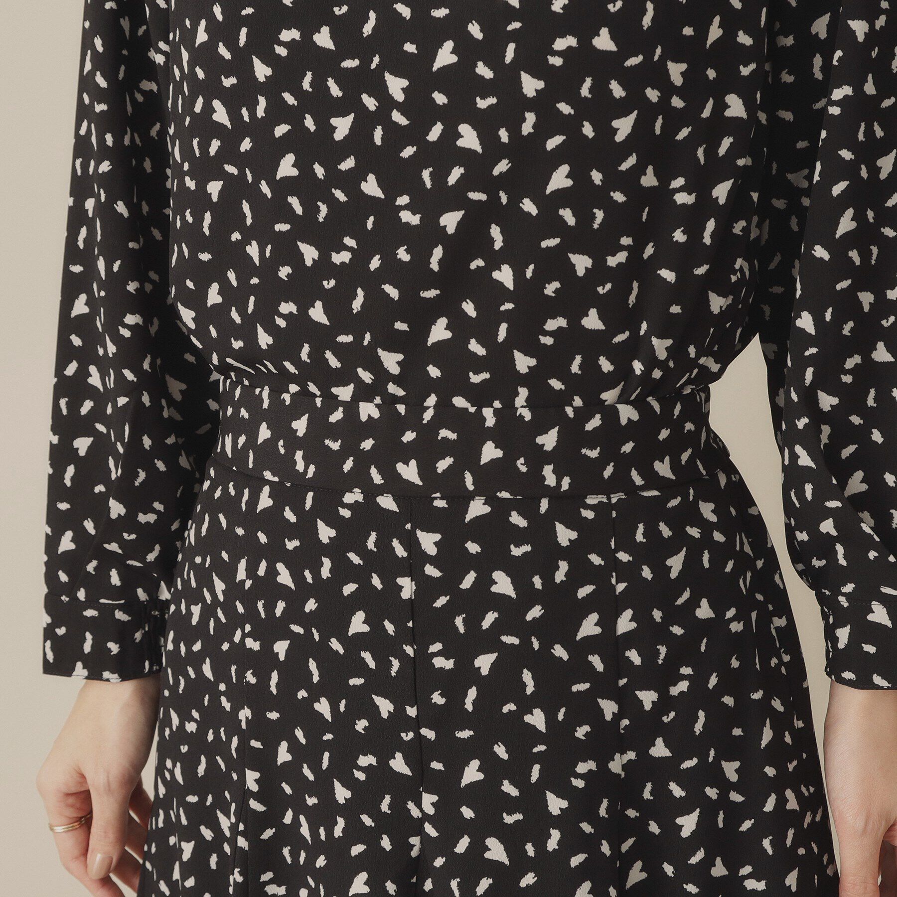 ITS&rsquo;DEMO「【手洗い可／セットアップ可／ウエストゴム】ハートプリントスカート」|スカート|