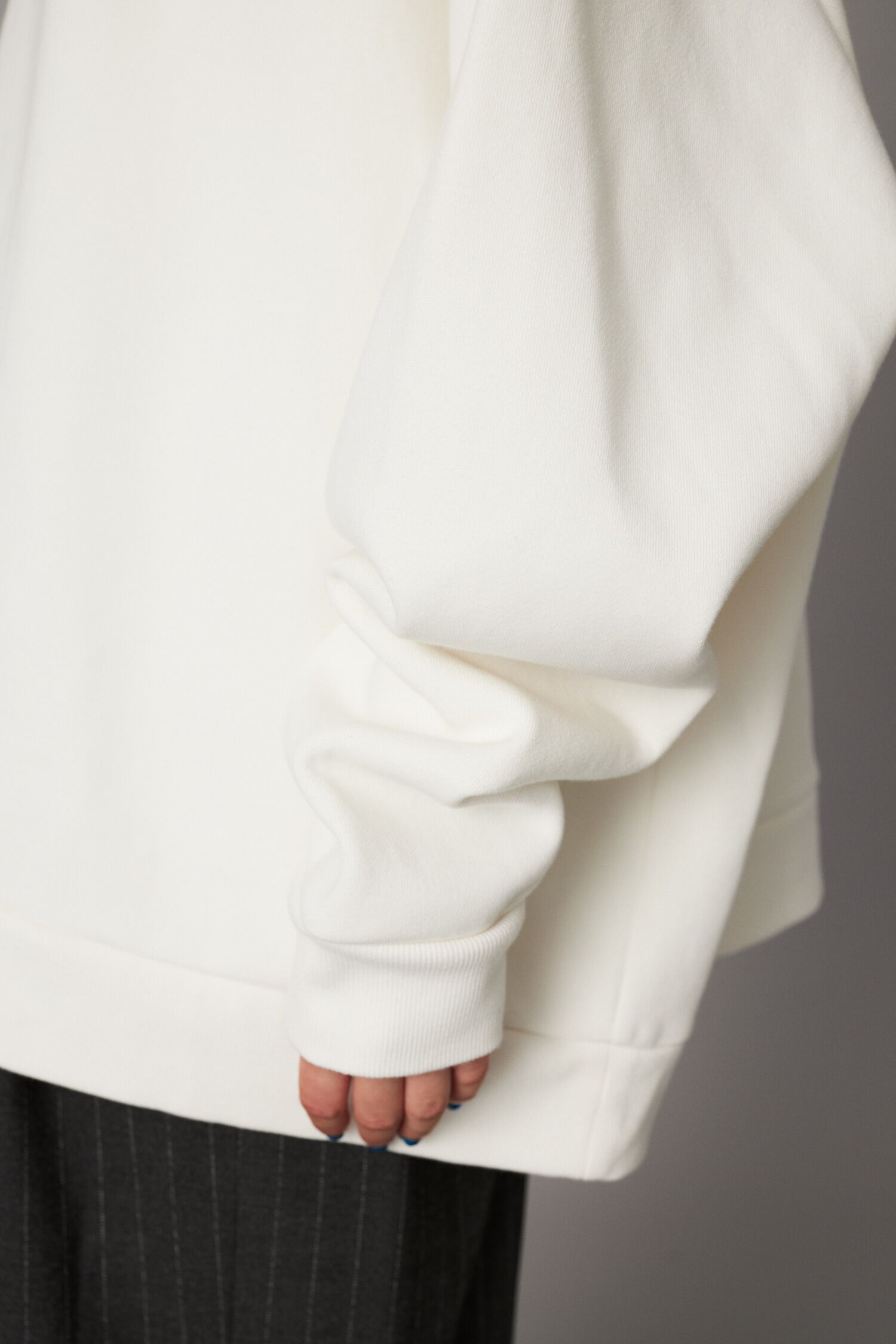 HeRIN.CYE「Over A-line tops」|シャツ・ブラウス|